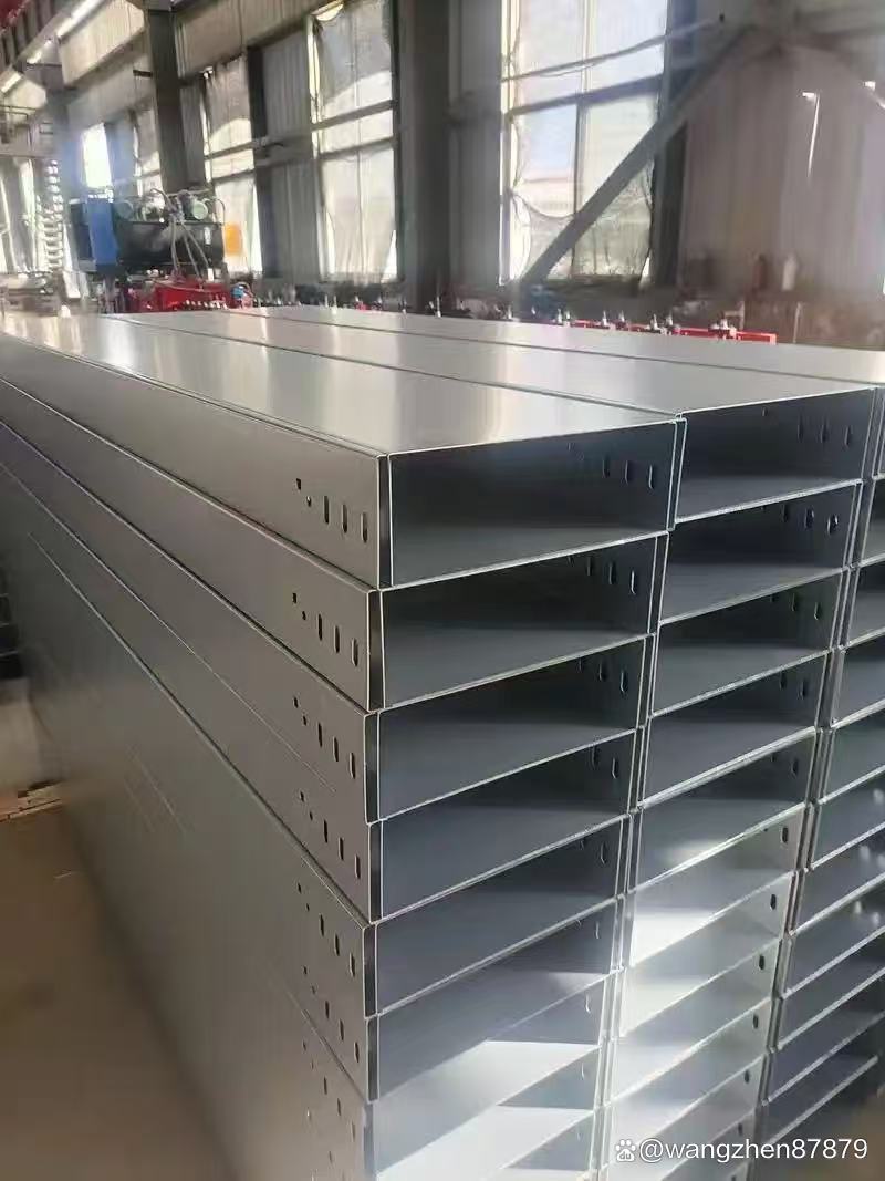 了解304不锈钢电缆桥架 坚固耐用的电缆管理方案
